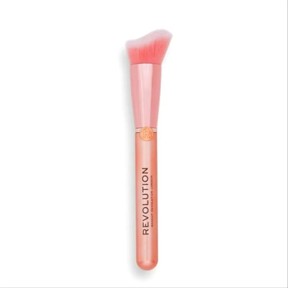 Revolution‎ Beauty Create Your Look Blush & Glow Brush